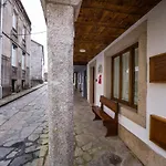 Casa D'abaixo Ferienhaus Arzúa