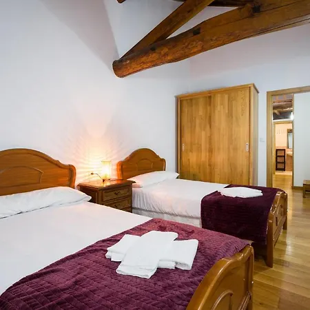 Casa D'abaixo Feriehus