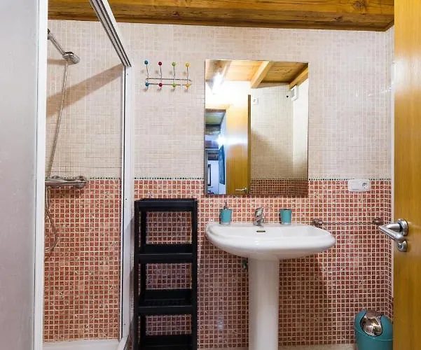 Casa D'abaixo Tatil Evi Arzúa